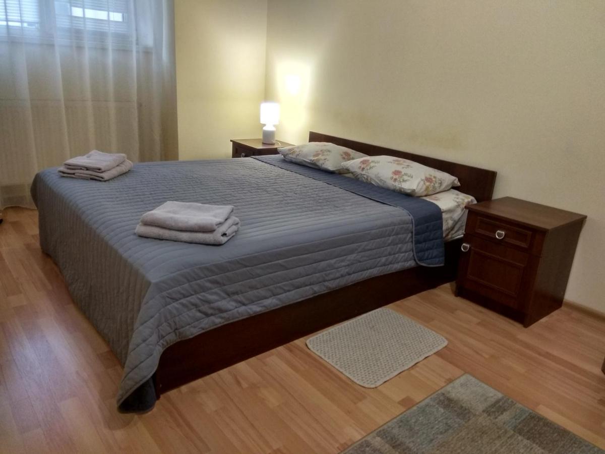 Apartments Domovik On Beregovskaya 3 穆卡切沃 外观 照片