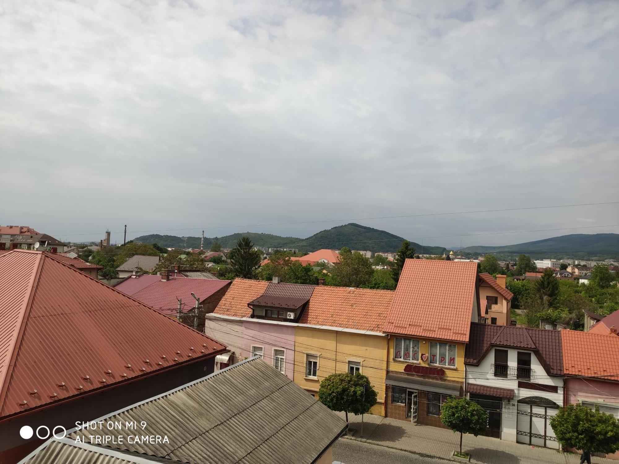Apartments Domovik On Beregovskaya 3 穆卡切沃 客房 照片